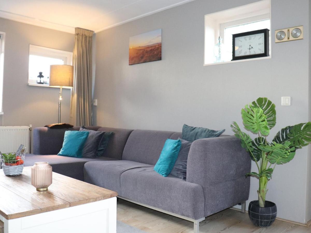 Fine Holiday Home In Donkerbroek Esterno foto