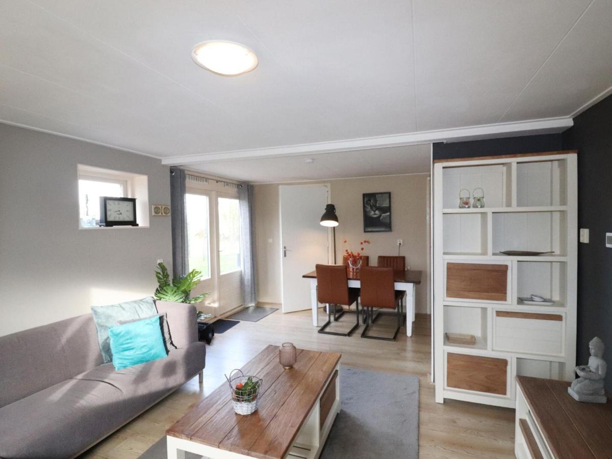 Fine Holiday Home In Donkerbroek Esterno foto