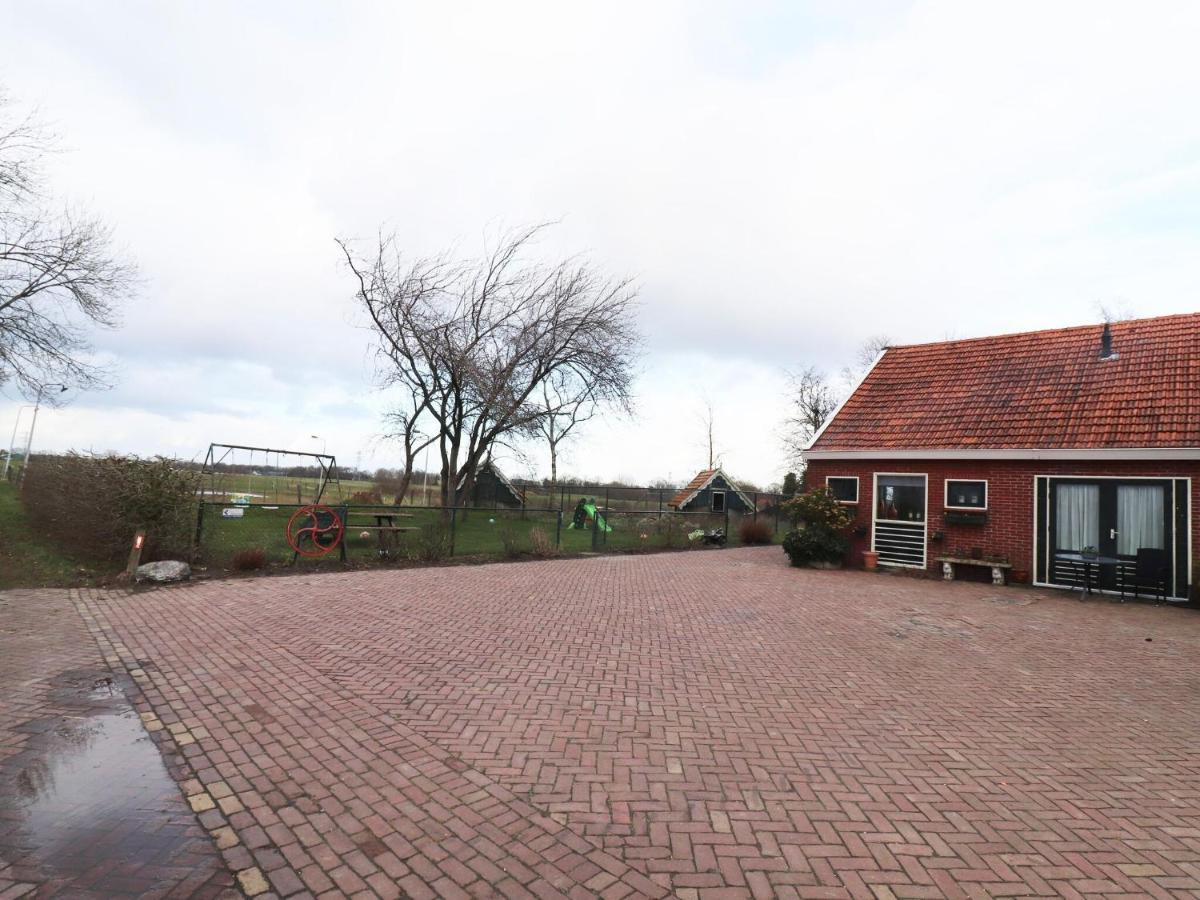 Fine Holiday Home In Donkerbroek Esterno foto