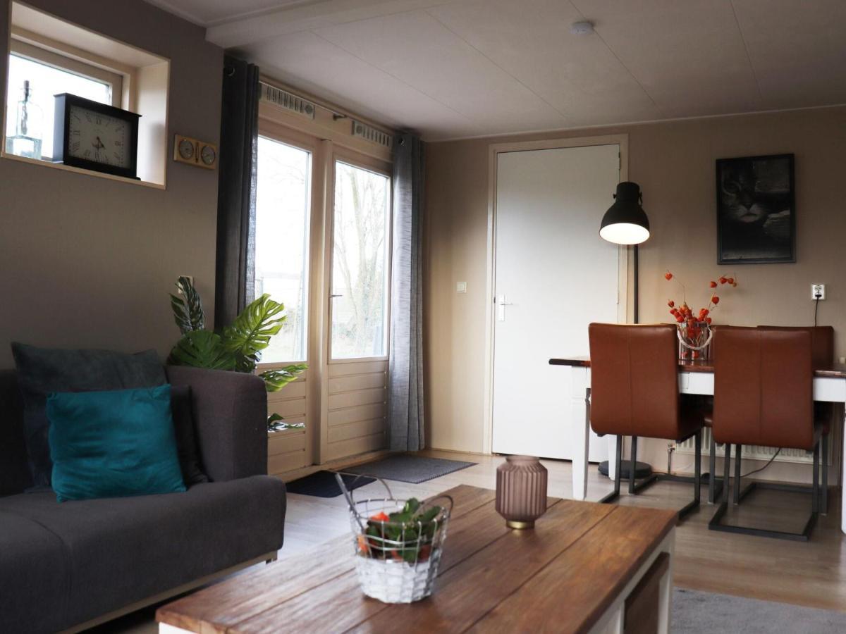 Fine Holiday Home In Donkerbroek Esterno foto
